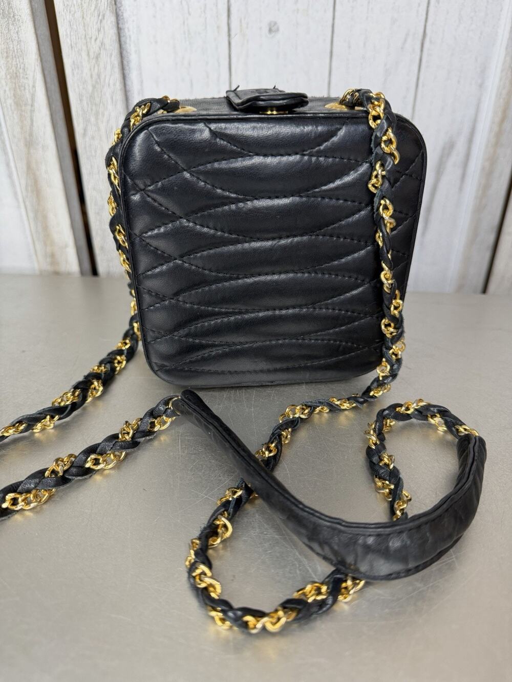Vintage GIORGIO BEVERLY HILLS Quilted Leather Gold Chain Pill Box Square Bag